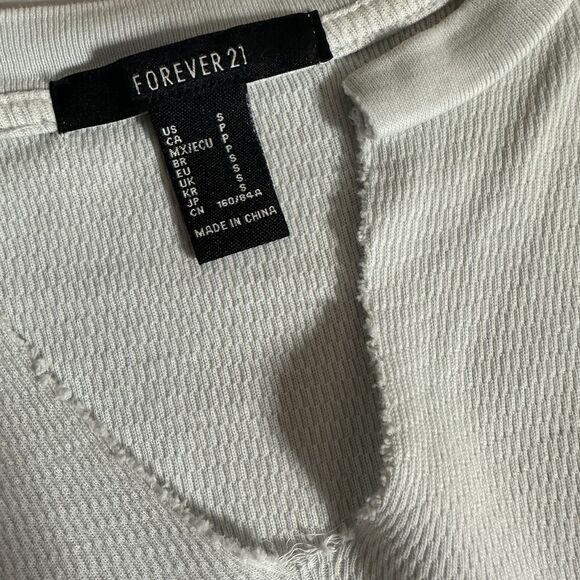 Forever 21 Vintage Style 1995 Muscle Car Keep Rollin’ It Long Sleeve Waffle Knit - Picture 4 of 6